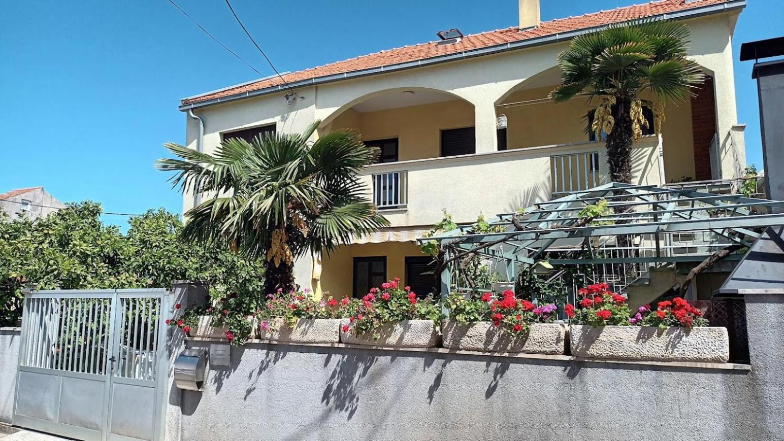 Studio Apartman Casper Zadar Exterior foto